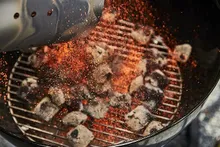 Угольные кокосовые брикеты Weber, 8 кг