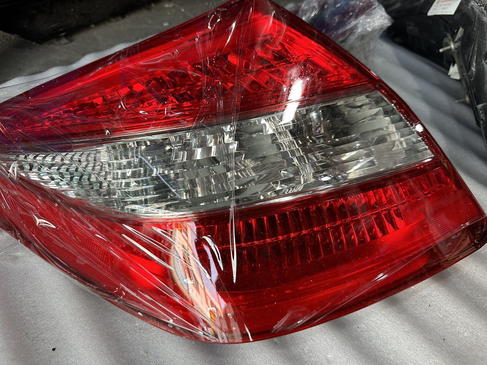 Задний левый фонарь Honda Crosstour 2011-2016 оригинал