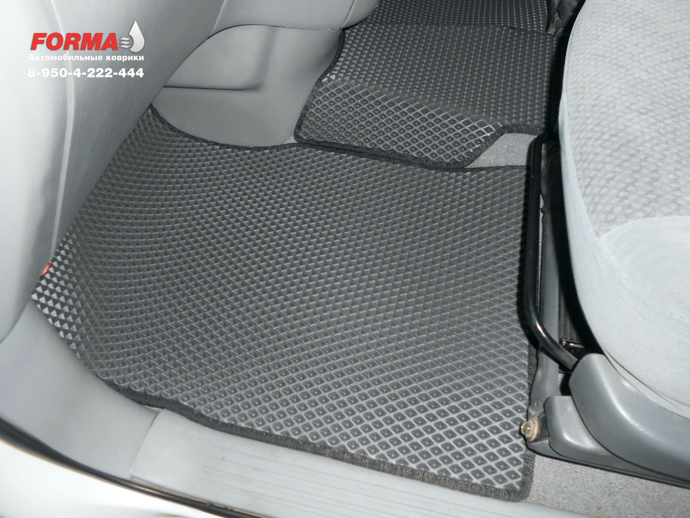 Toyota Estima 2 поколение AHR10, XR30, XR40 (01.2000 - 12.2005) комплектация с отдельными креслами