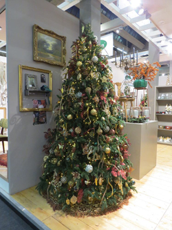 Ель Нормандия 230см 496 ламп темно-зеленая Triumph Tree