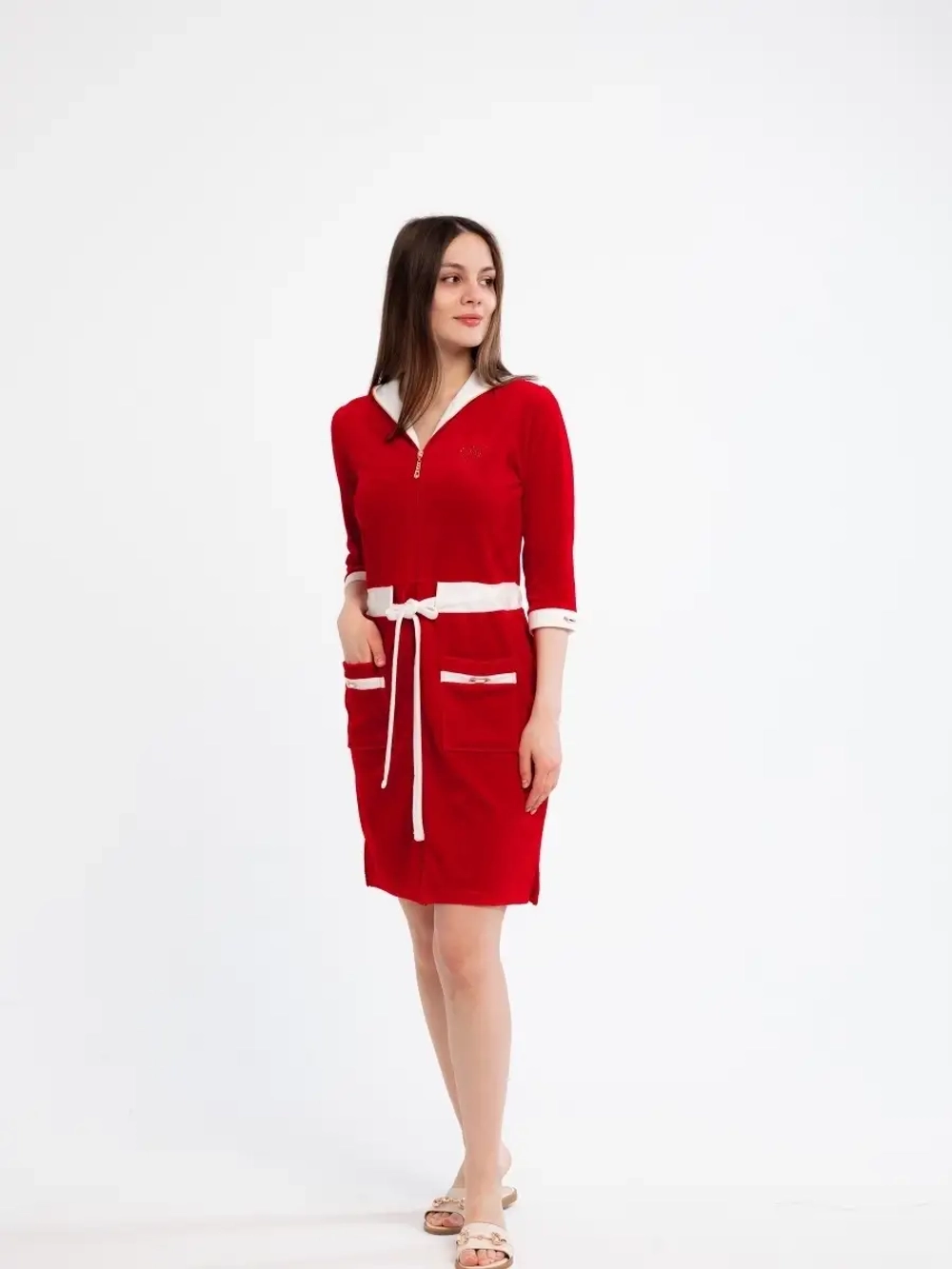 Халат велюровый молодежный с капюшоном