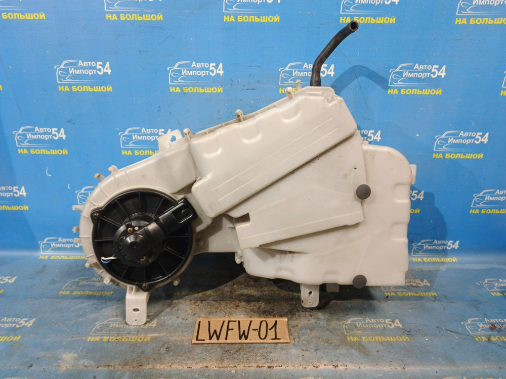 Моторчик печки MAZDA MPV 2003