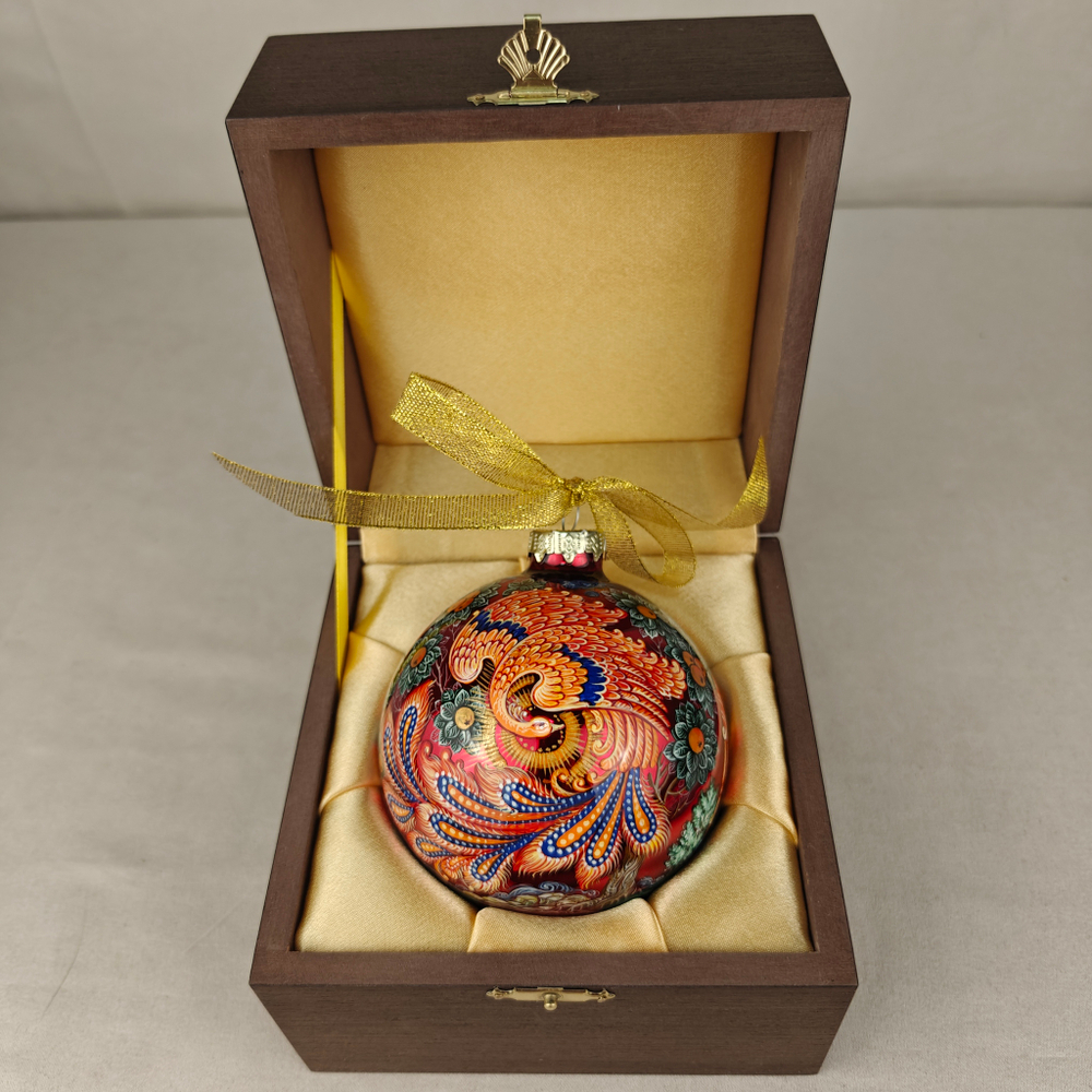 Шар новогодний с круговой росписью Палех "Жар-птица" на красном в футляре