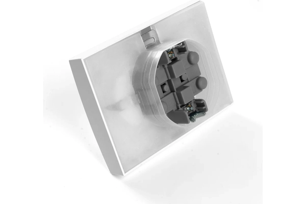 2-местная розетка STEKKER с заземлением, с крышкой 49139