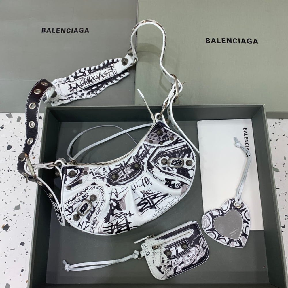 Balenciaga Le Cagole 26 cm
