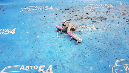 Петля двери задней правой TOYOTA SPRINTER 1997