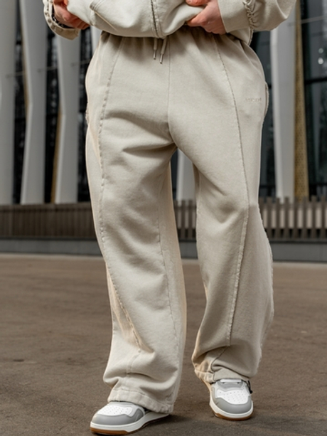 Бежевые спортивные брюки The Puh