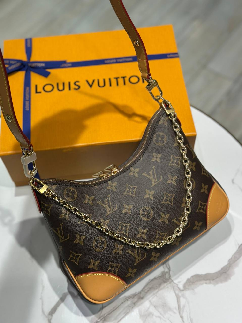 Сумка Louis Vuitton