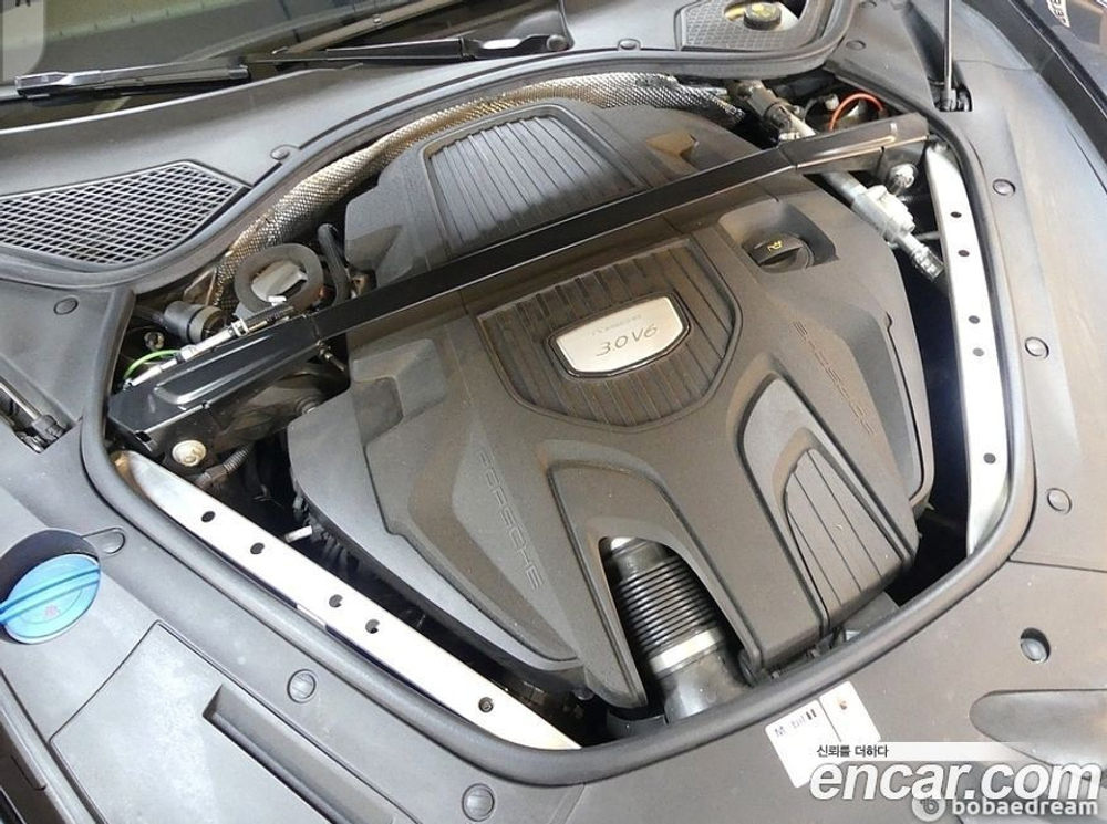 Porsche Panamera (971) 3.0 AWD Executive (02.2020)