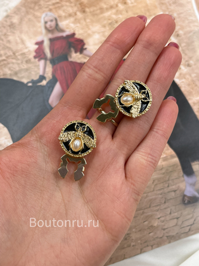 Накладка на пуговицу золотистая "Пчела" с черной эмалью