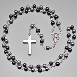 Мужские бусы из натуральных камней агата и гематита с подвеской крест Rico La Cara AMX001259