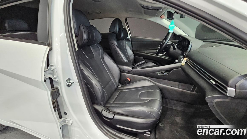 Hyundai Avante (CN7) 1.6 (10.2020)