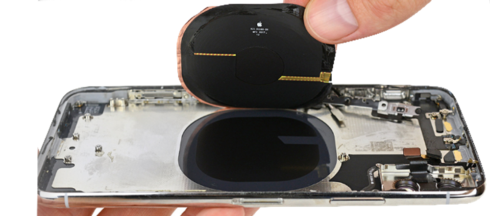 Замена Индукционная зарядка на iPhone 11