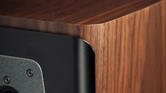 Dynaudio Contour 20i Walnut Wood