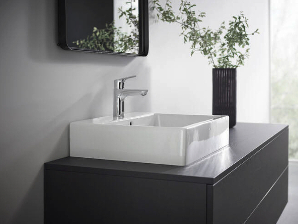 Смеситель для раковины Hansgrohe Focus E2 31607000 хром