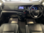 Toyota Isis, 2014 год