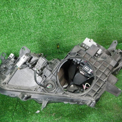 Фара правая Toyota RAV4 4 CA40 (2015-2019) LED