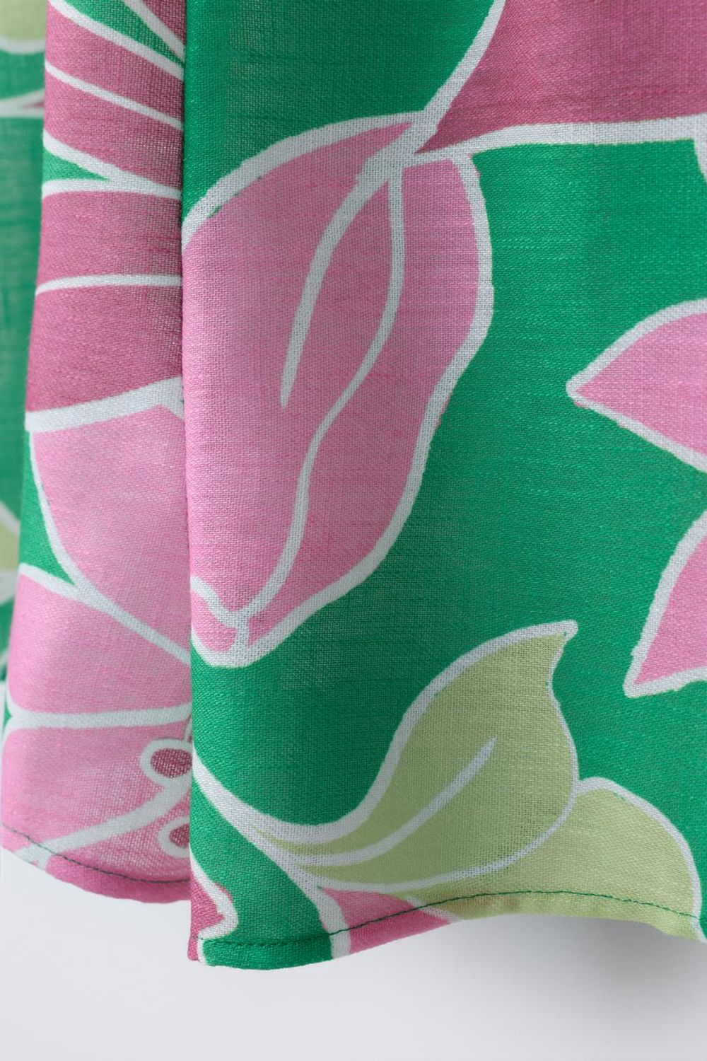 ZARA КОРОТКИЙ КОМБИНЕЗОН С ЦВЕТОЧНЫМ ПРИНТОМ, ЗЕЛЕНЫЙ