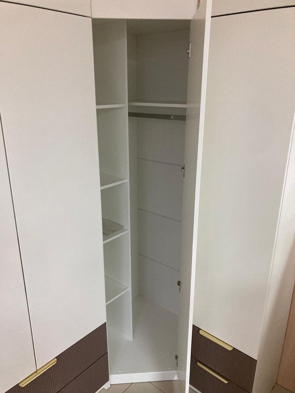 Шкаф угловой ШДУ 765.1 Лавис Белый софт