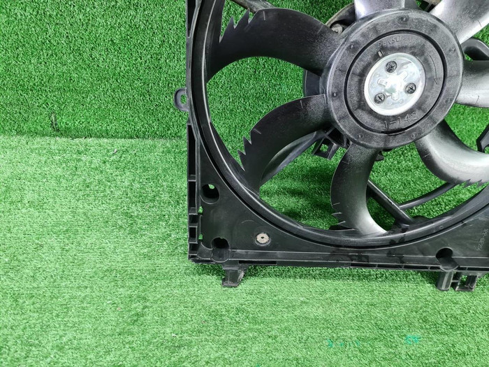 Диффузор с вентилятором Toyota Camry xv70 (17-нв)