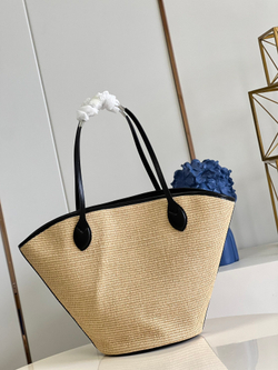 Louis Vuitton Saint Jacques
