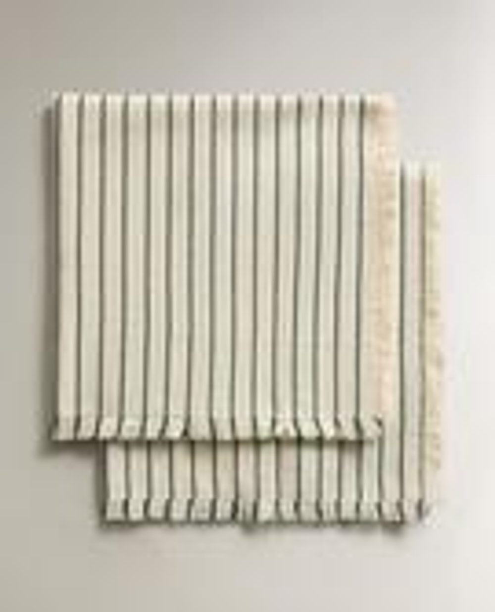 ZARA HOME САЛФЕТКИ С БАХРОМОЙ В ПОЛОСКУ (2 ШТ.), ЭКРЮ
