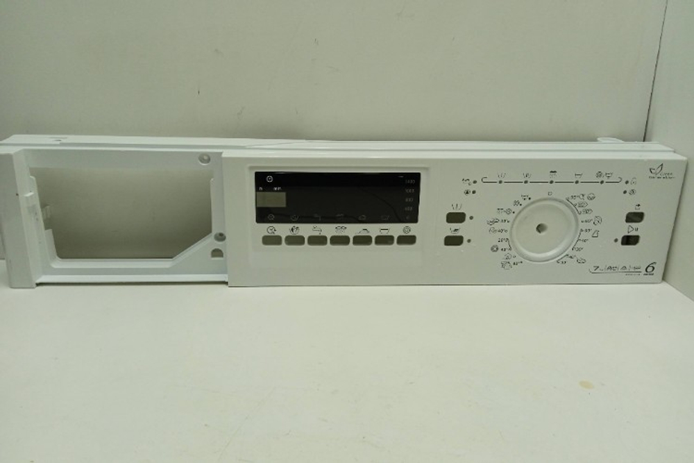 AWOC0714 кт138 Лицевая панель для стиральной машины Whirlpool AWOC0714 б/у