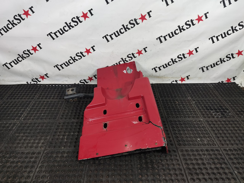 Крыло переднее правое задняя часть