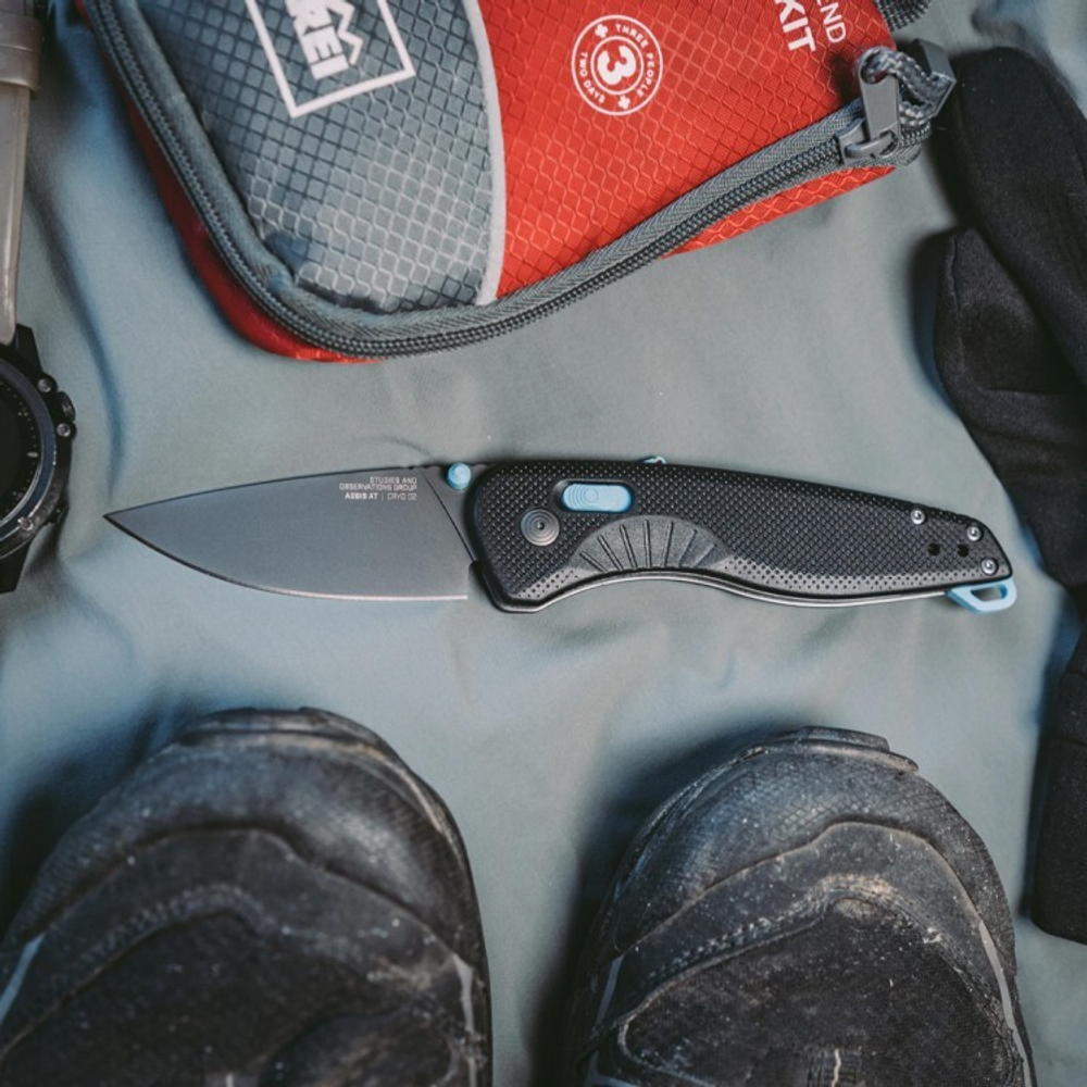 Нож складной SOG 11-41-07-57 Aegis Mk3 Black+Cyan