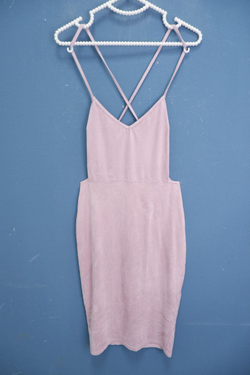 Платье нежного оттенка 36 размер