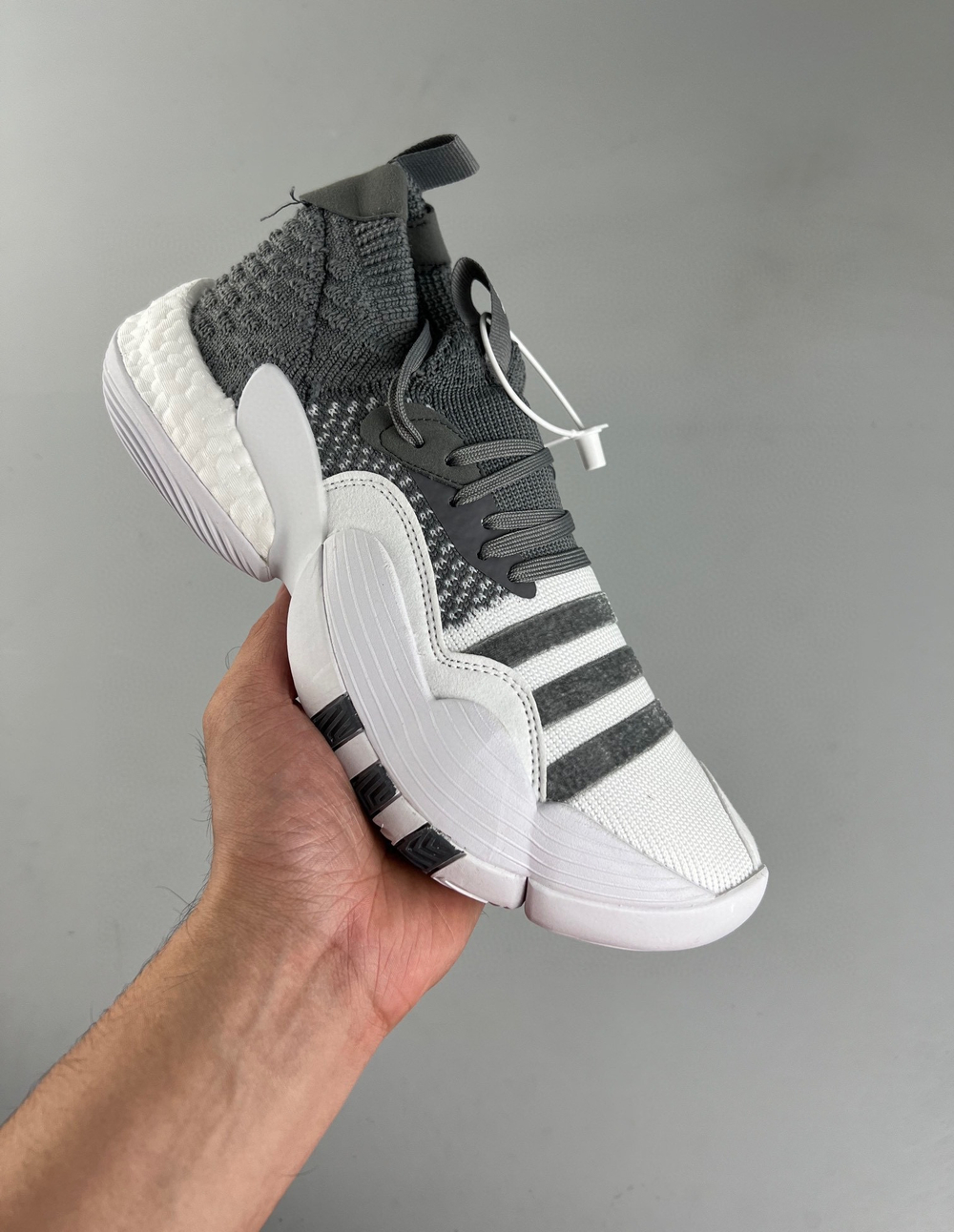 Купить в Москве adidas Trae Young 2.0