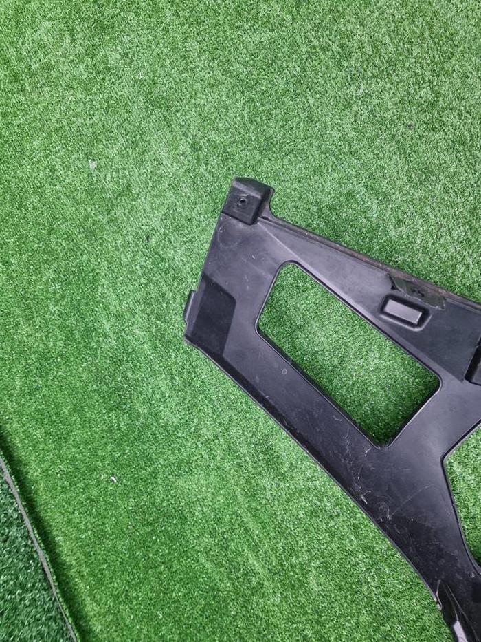 Кронштейн бампера правый BMW 2er F44 (2019-2024)