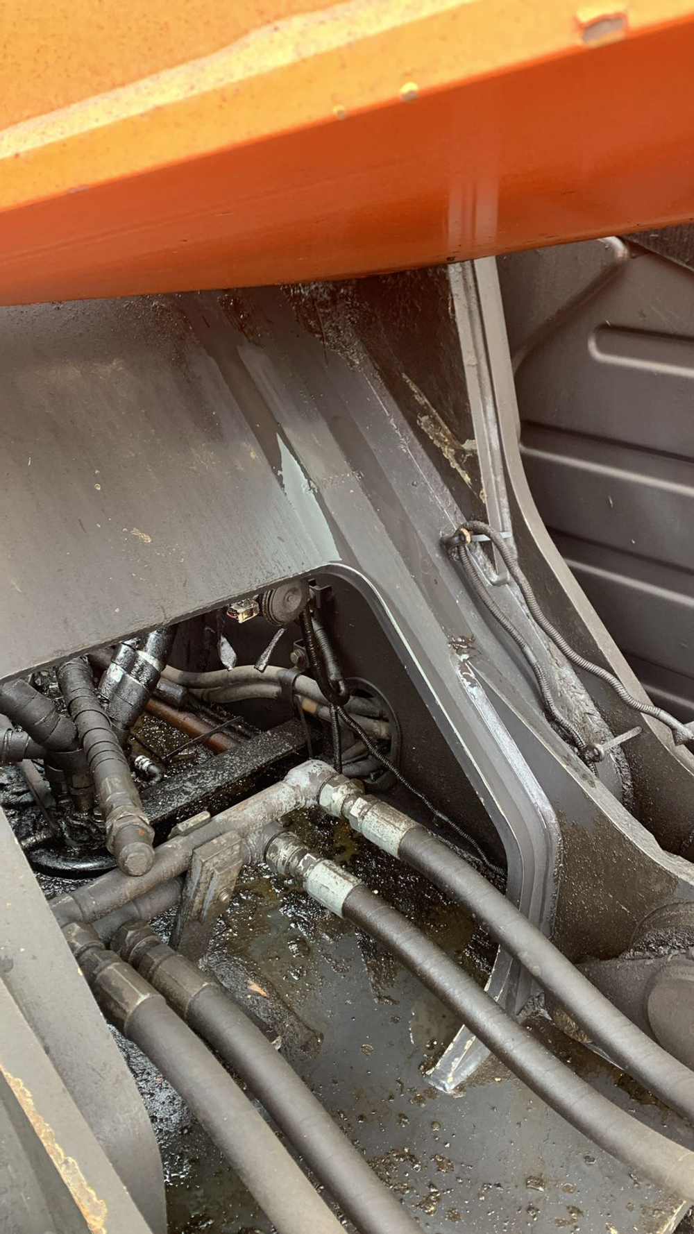 HITACHI ZX330 Экскаватор ZX330LC-5G (Дизельный, 7,8 л, 246 л.с., АТ)