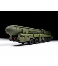 Сборная модель ZVEZDA Российский РКСН "Тополь", 1/72