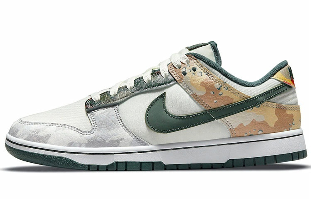 Кроссовки Nike Dunk Low Se "Sail Multi-Camo"