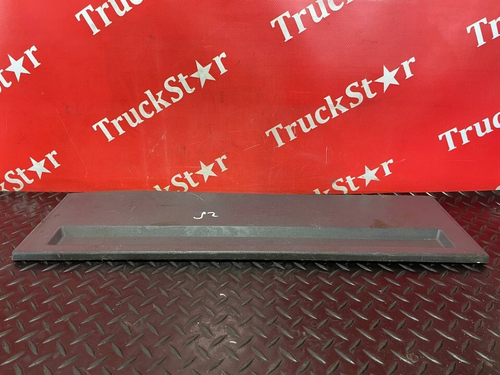 Панель вещевого отделения спальной полки