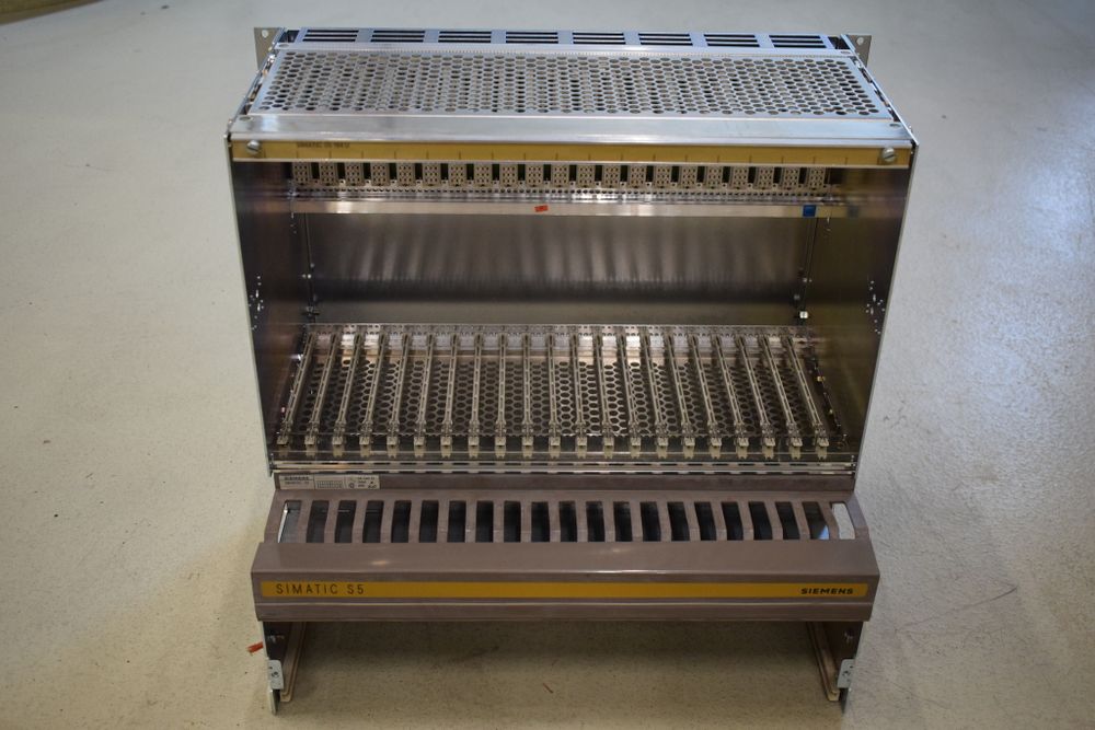 SIEMENS 6ES5184-3UA11