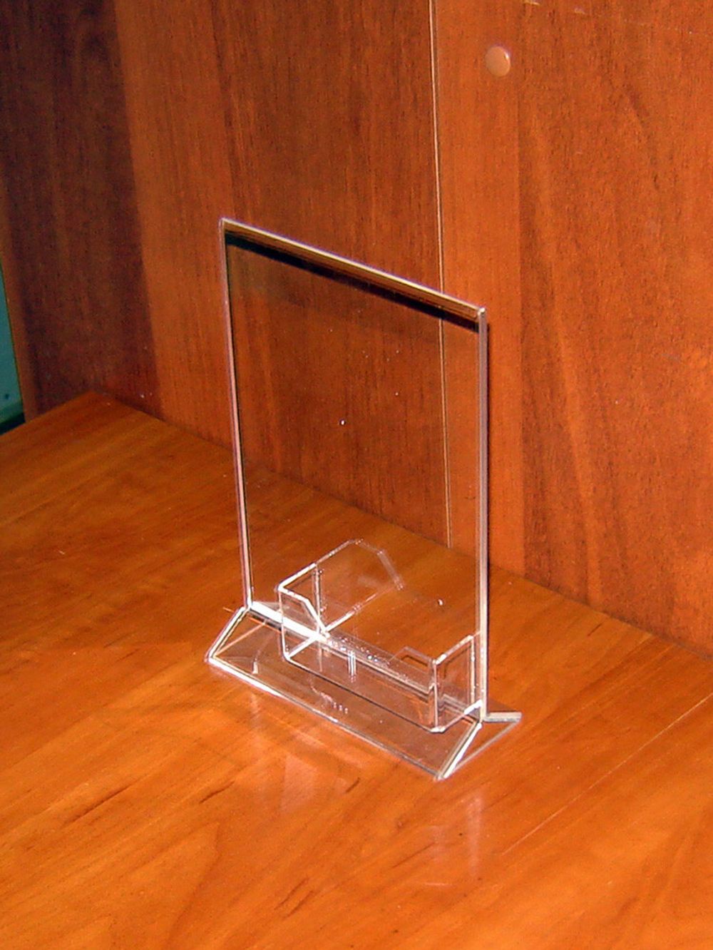 Менюхолдер тейбл тент А5 вертикальный с визитницей