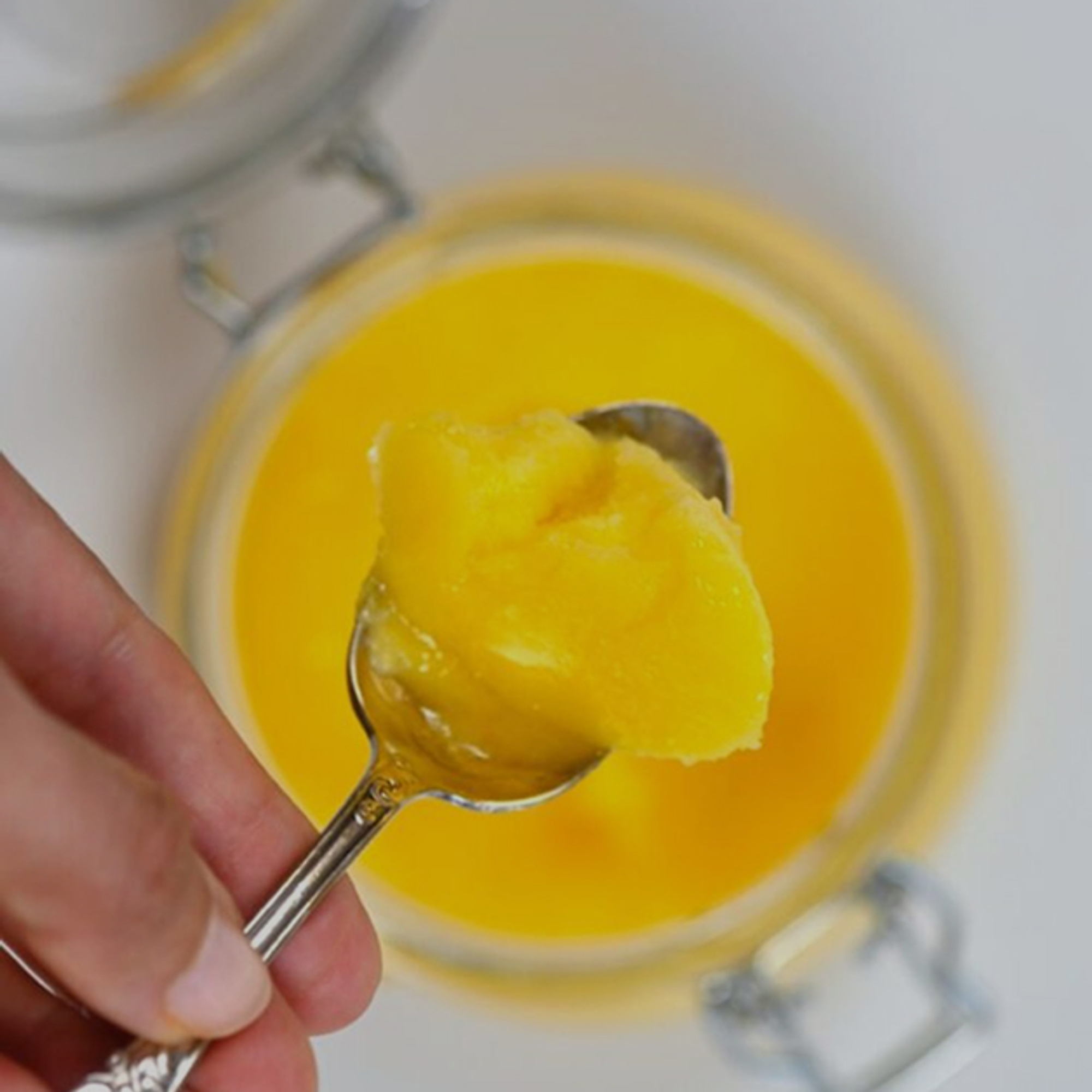 Яйца, масло, молоко