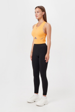 Топ с контрастным принтом