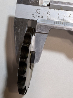 Звезда ведущая 428-15 (17 мм, сталь, закаленные зубья) для питбайков