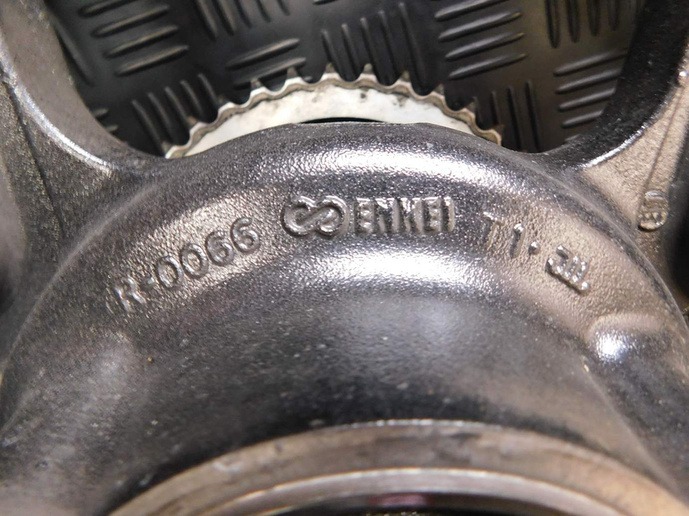 Колесо заднее Kawasaki Ninja 250R