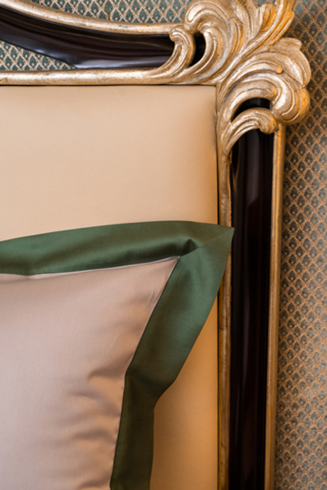 Постельное белье 2 спальное евро Сlaire Batiste Moro Diamante серый/зеленый