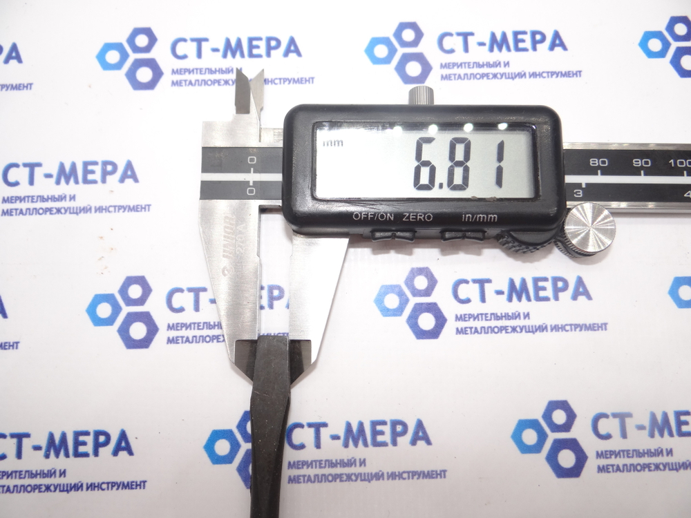 Отвертка шлицевая плоская (минусовая) 190х6.8х1мм (Пластиковая ручка) СССР
