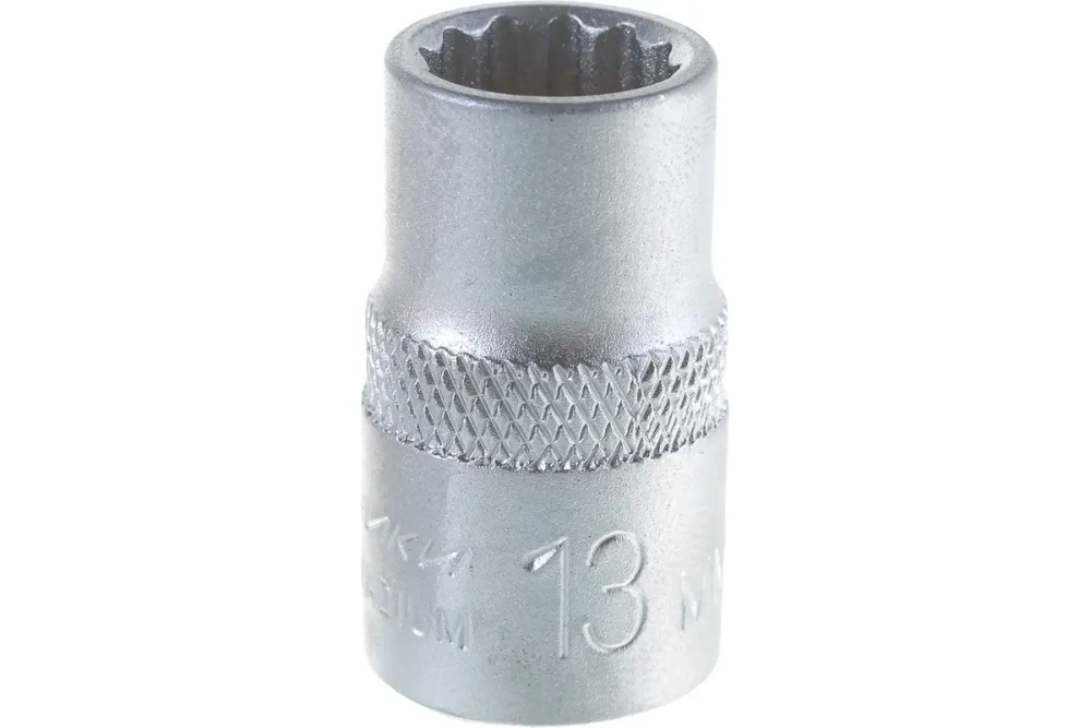 Головка 12-гр кор 13 мм 1/2" ДелоТехники 622013