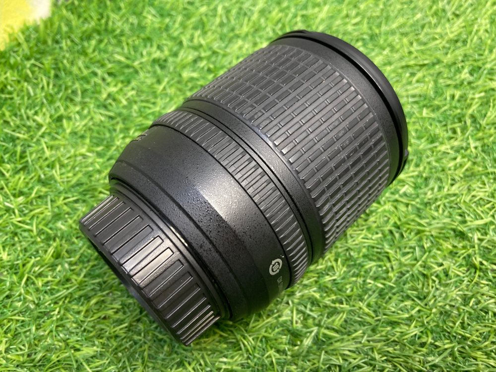 Nikon 18-135mm 3.5-5.6 ED-IF AF-S DX Zoom-Nikkor