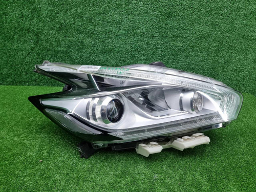 Фара правая Nissan Murano Z52 (2014-2022) LED