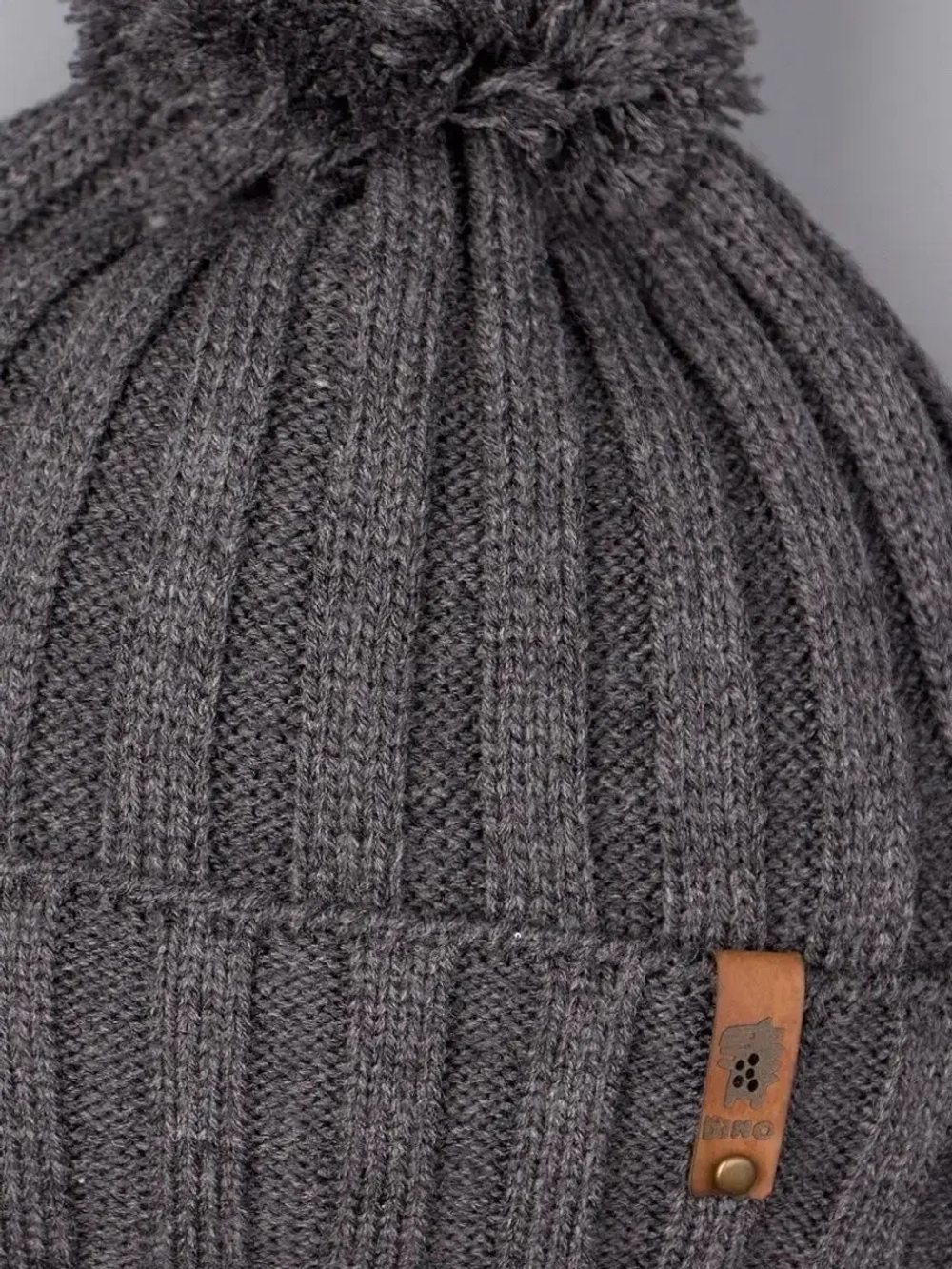 Шапка для мальчика осенняя на завязках