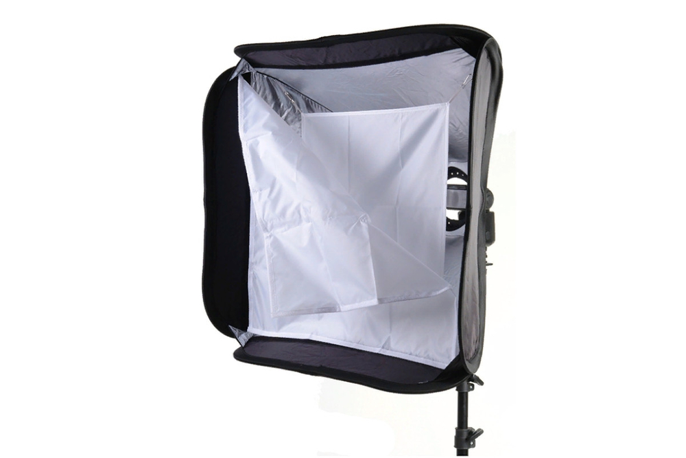Софтбокс Falcon Eyes EB-060 (40*40cm) с переходником для накамерных вспышек