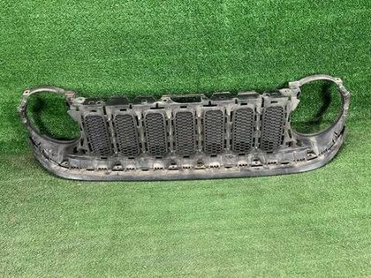 Решетка радиатора Jeep Renegade 1 (2014-2019)